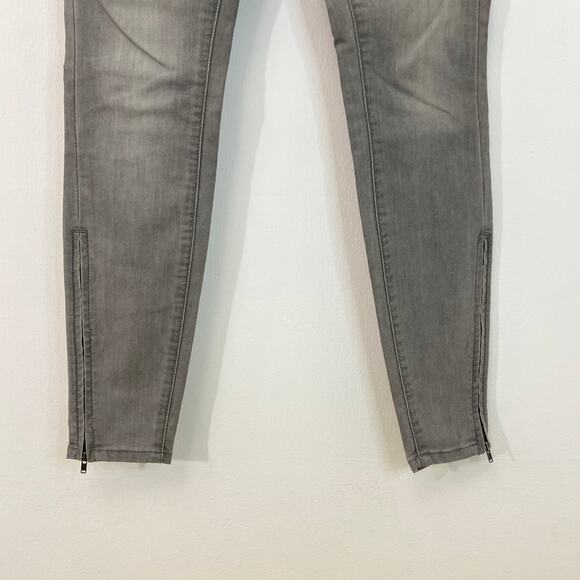 Lucky Brand Gray Charlie Super Skinny Jeans - Picture 5 of 9